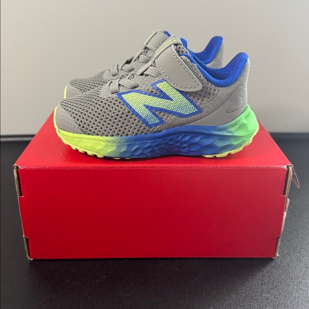 New Balance Fresh Foam Arishi Grey Blue Sneakers Toddler Size 5 New NIB